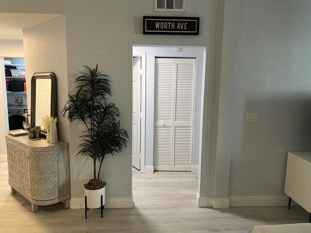 1805 N Flagler Drive 112 photo 3