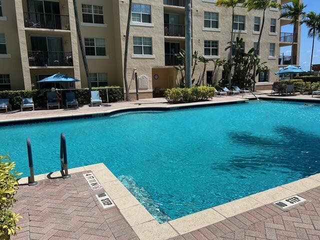 1805 N Flagler Drive 112 photo 21