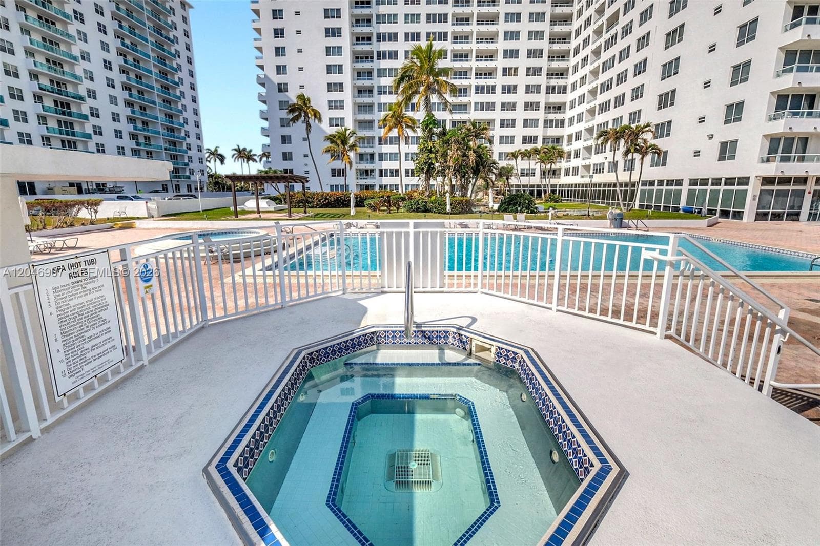 5005 Collins Ave 1224 photo 24