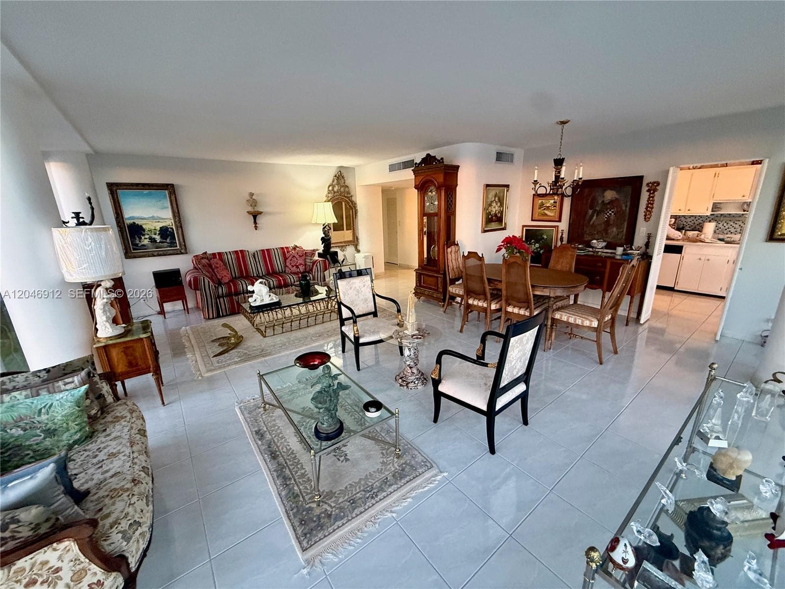 900 Bay Dr 527 photo 25