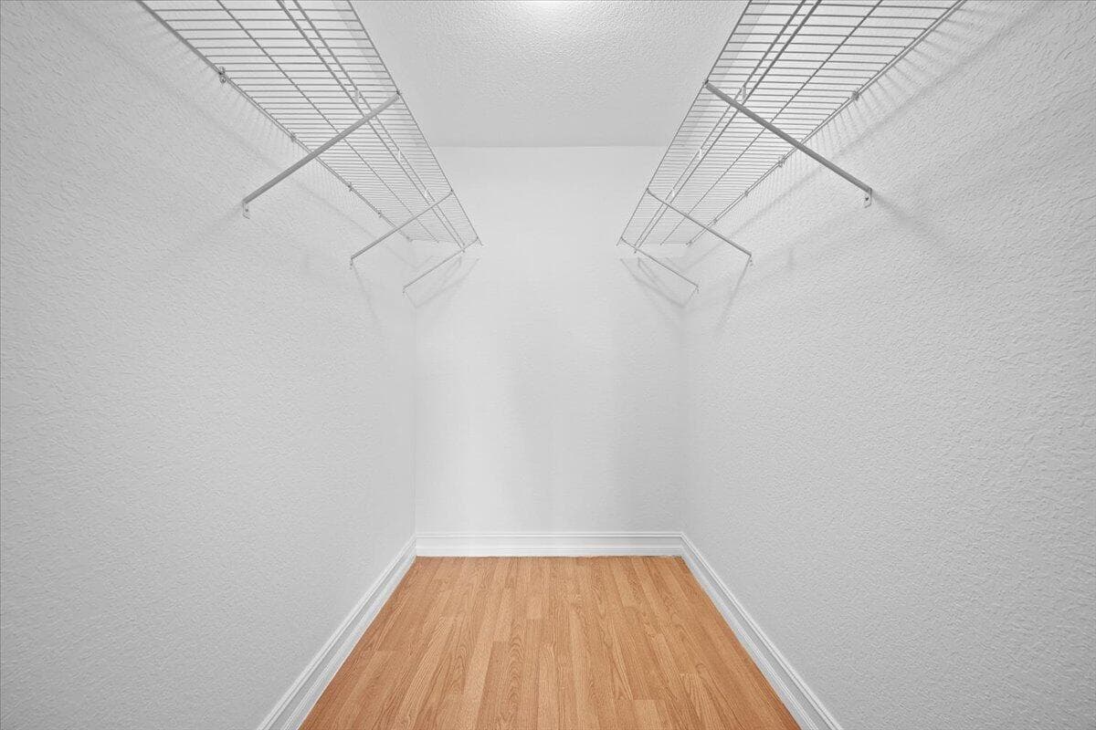 190 Lake Evelyn Drive 190 photo 15