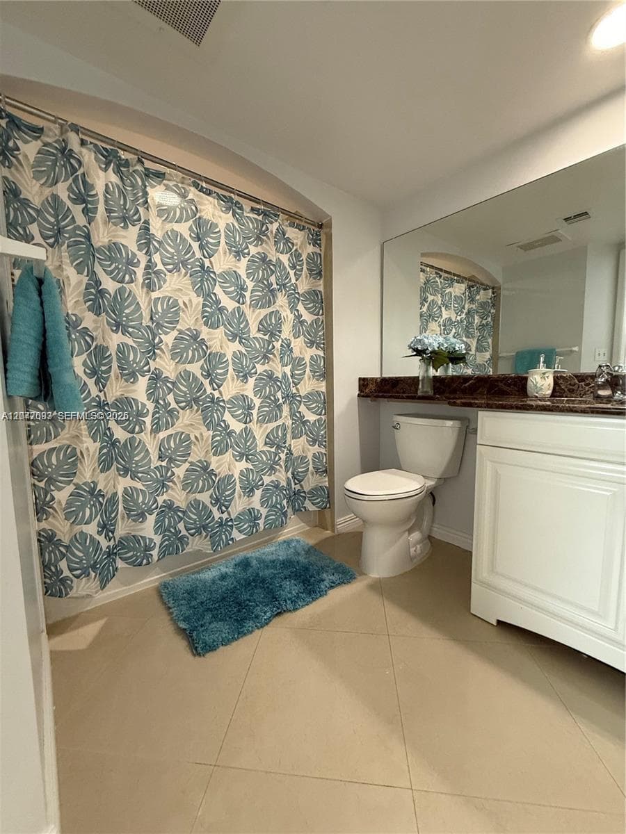 9201 Collins Ave 521 photo 9