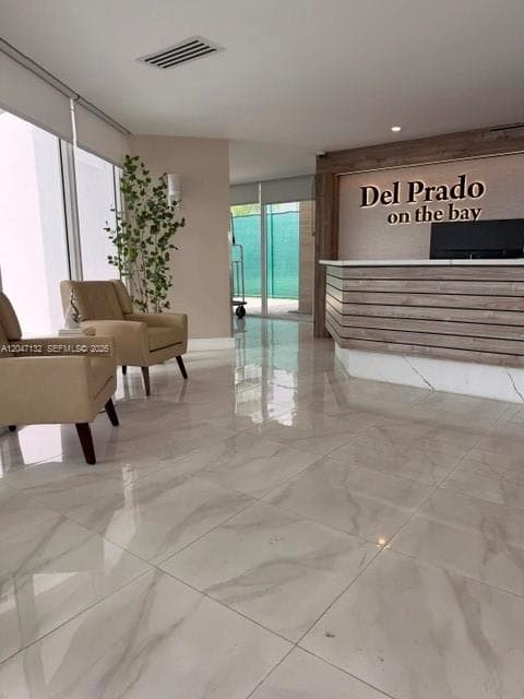 18041 Biscayne Blvd 1404 photo 23