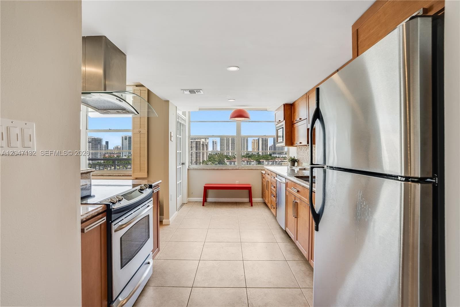 18041 Biscayne Blvd 1404 photo 9