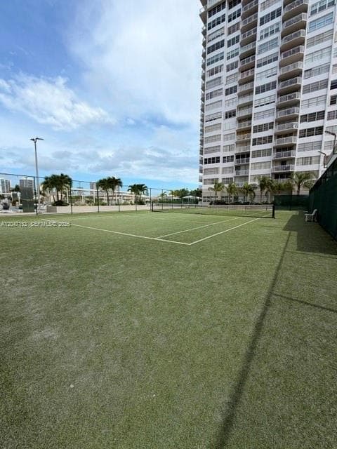 18041 Biscayne Blvd 1404 photo 25