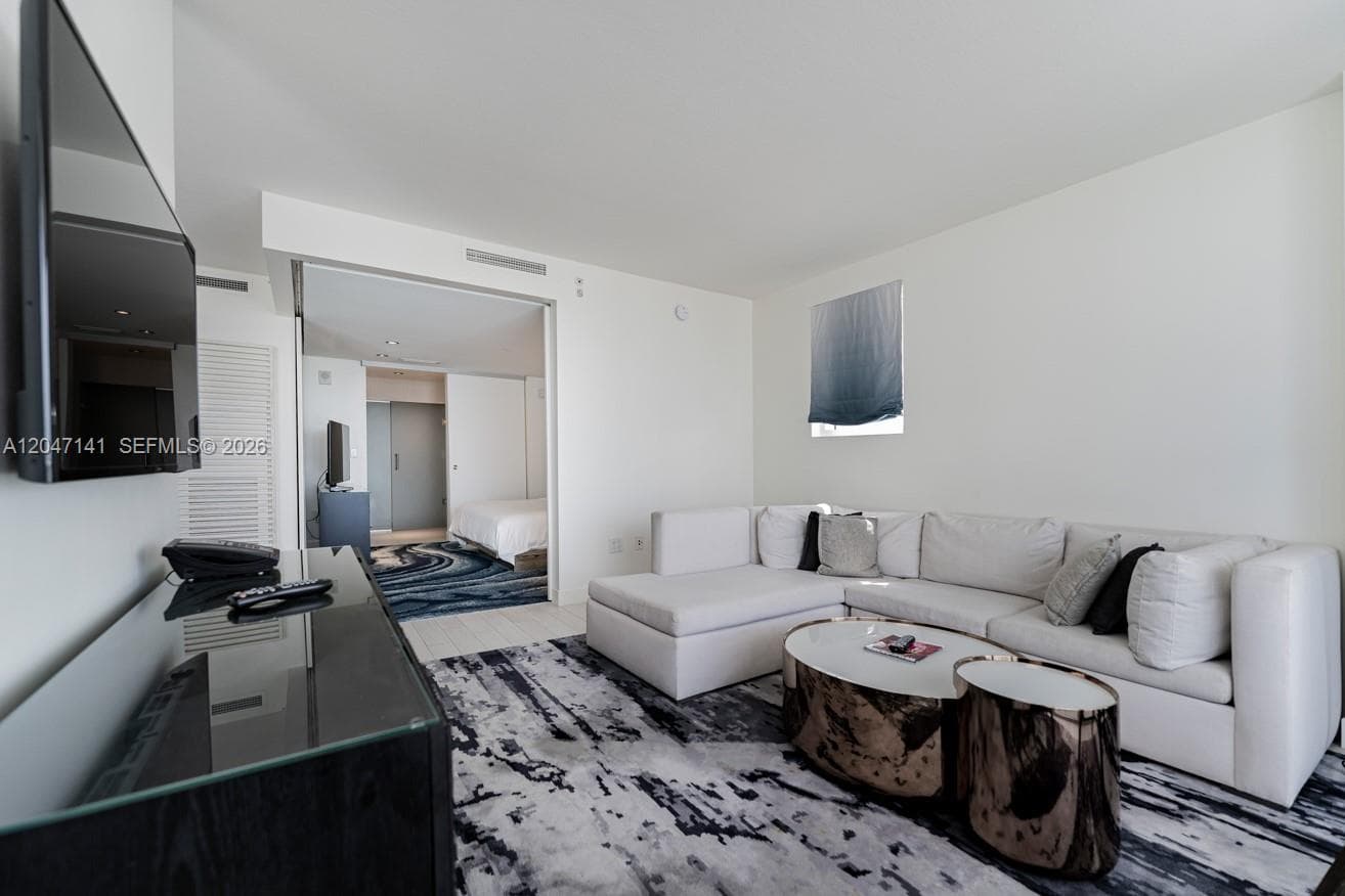 3101 Bayshore Dr 803 photo 20