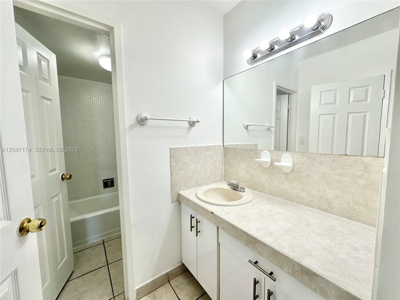 100 Lincoln Rd 1031 photo 18
