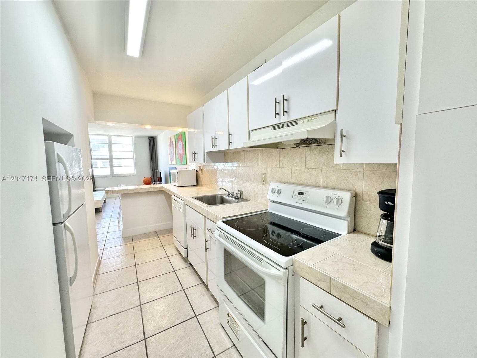 100 Lincoln Rd 1031 photo 8