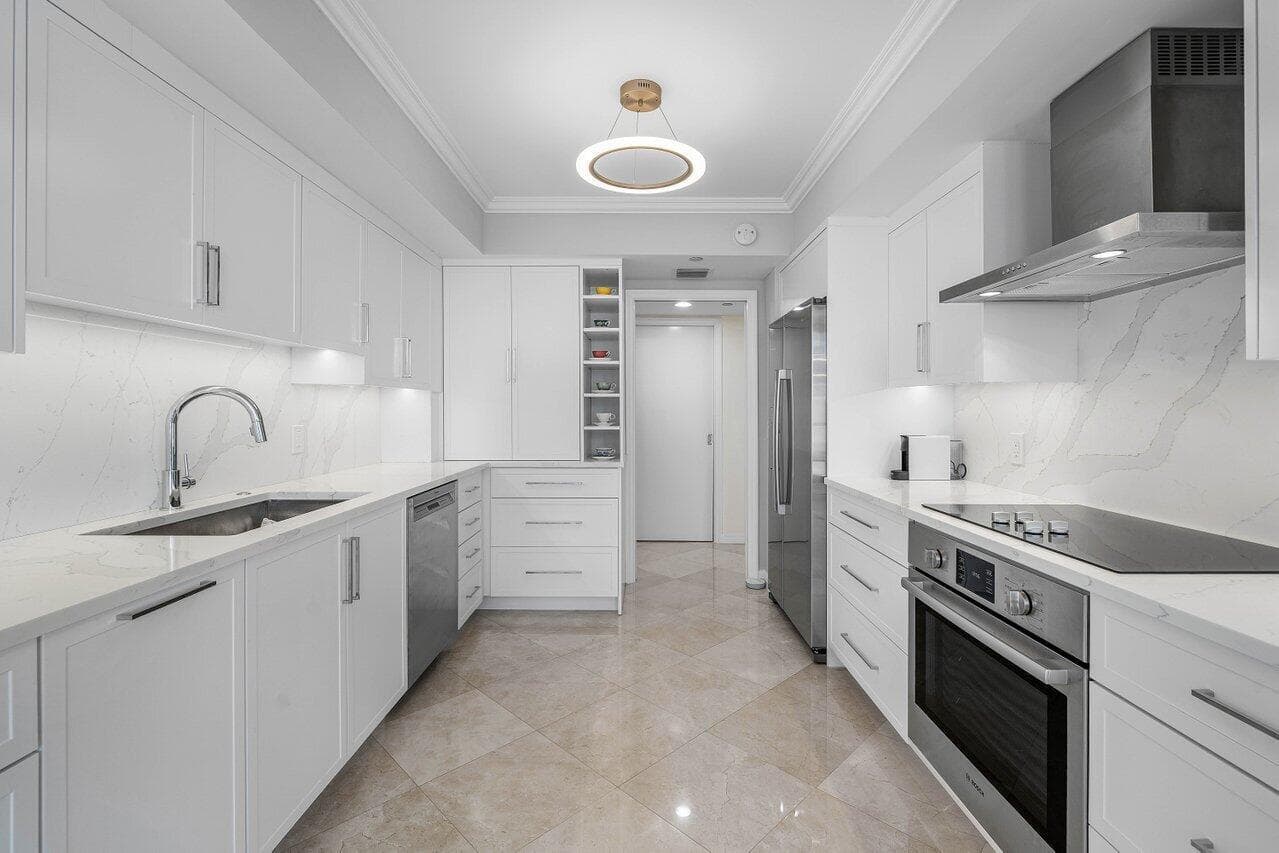 3211 S Ocean Boulevard 903 photo 17