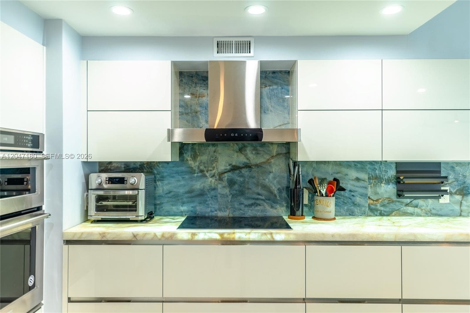 17375 Collins Ave 1206 photo 9