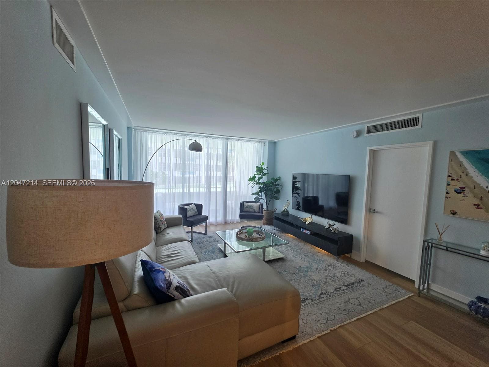 5151 Collins Ave 429 photo 3