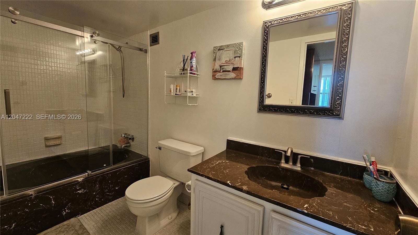 800 Parkview Dr 912 photo 10
