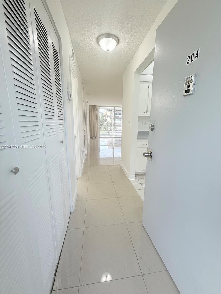 3849 NE 169th St 204 photo 10