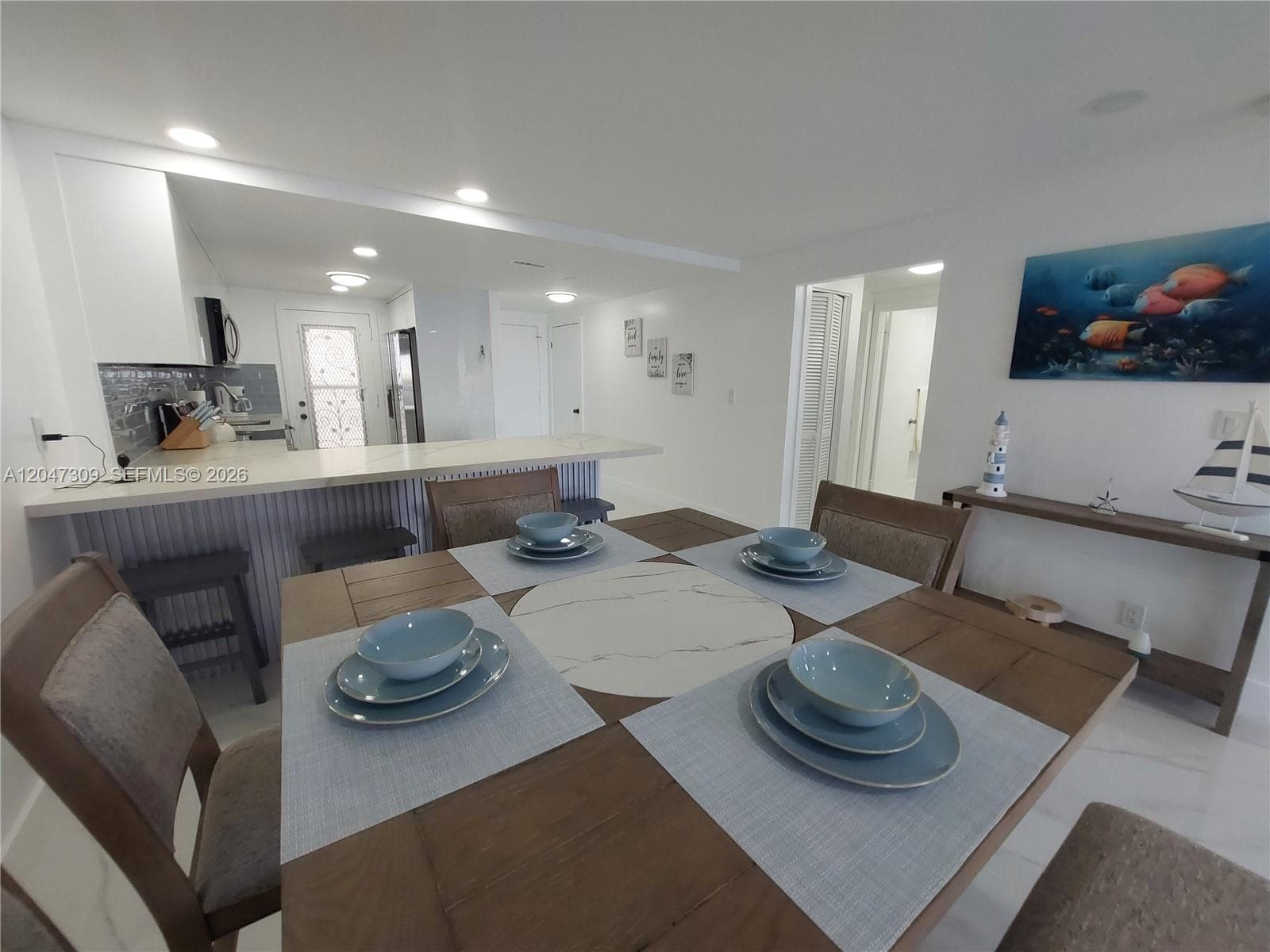 400 Golden Isles Dr 47 photo 5