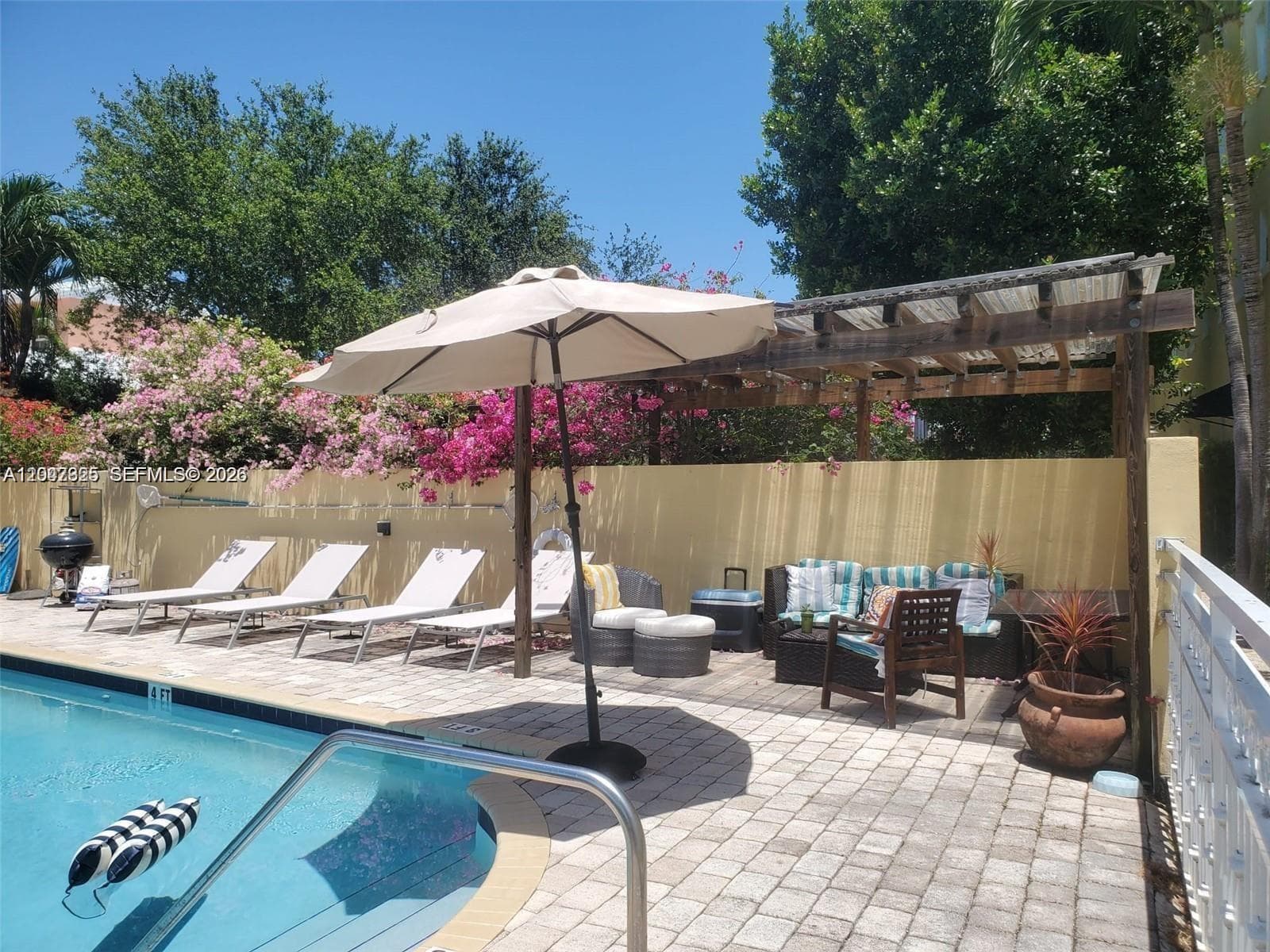 4812 Pine Tree Dr 201 photo 19