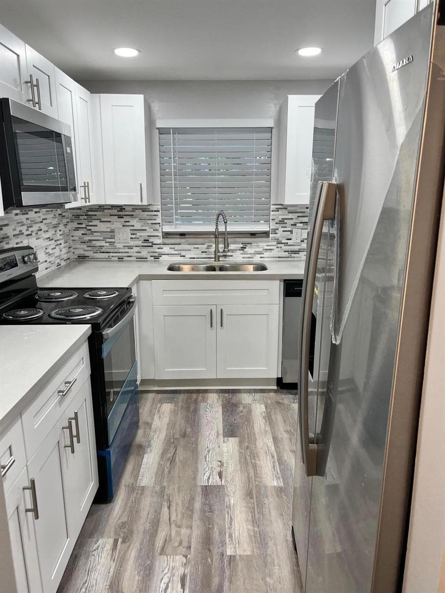 1340 NE 28th Avenue 243 photo 2