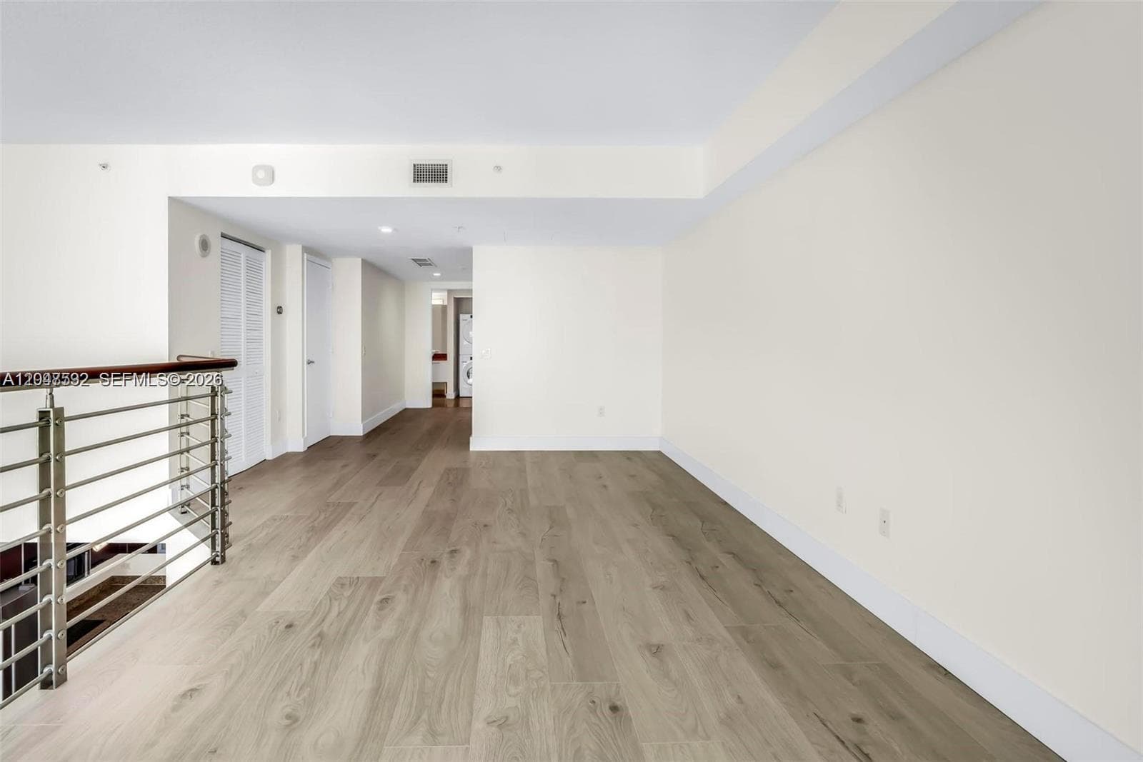 41 SE 5th St 1709 photo 17