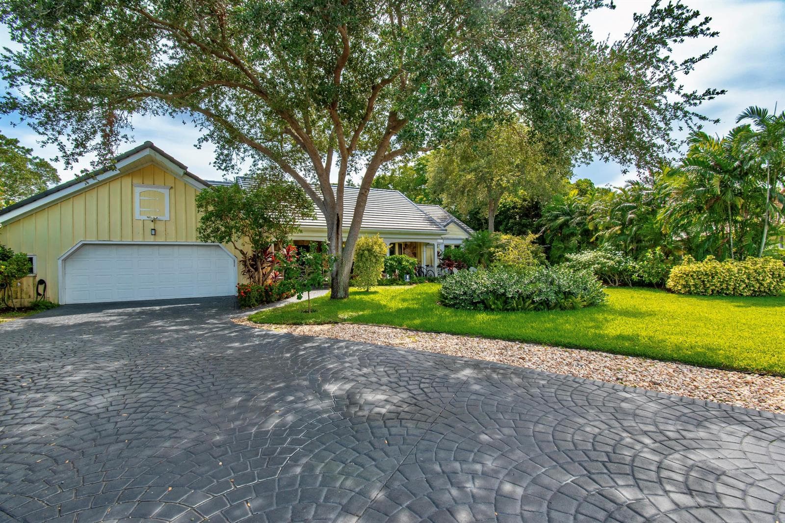 6962 S Grande Drive photo 4