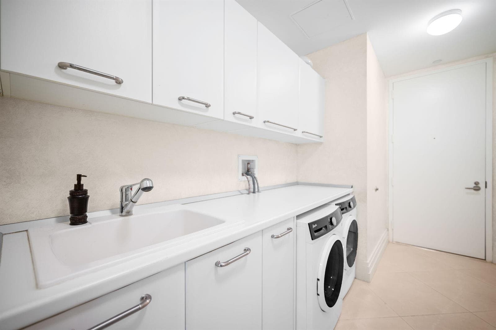 16051 Collins Avenue 1902 photo 23