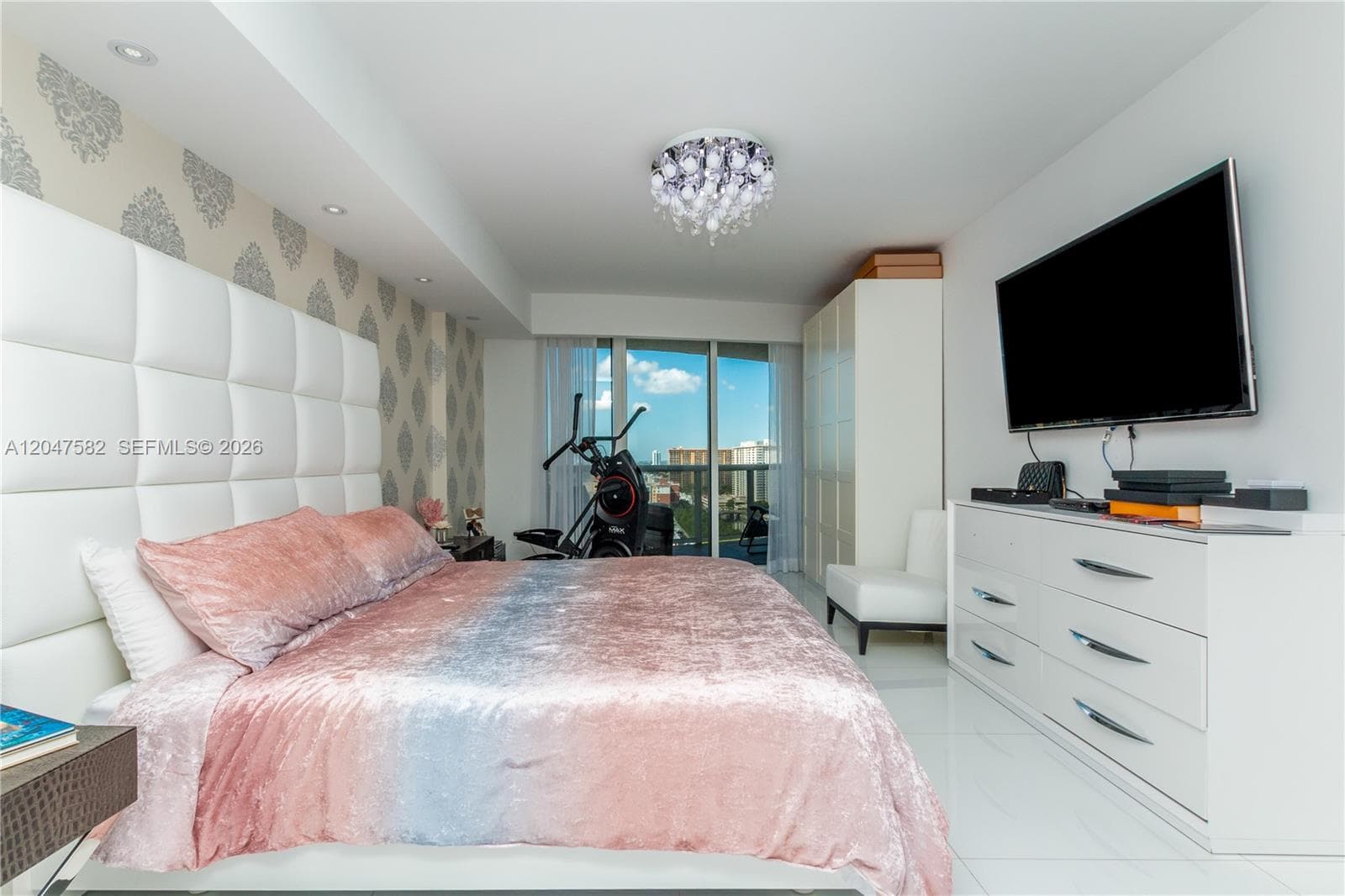 17201 Collins Ave 1807 photo 13