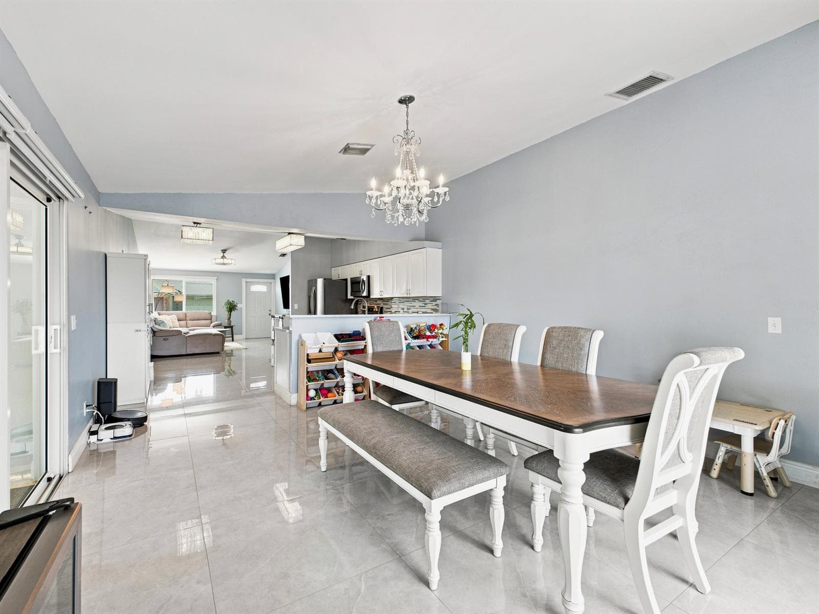 5396 Benjamin Avenue photo 23
