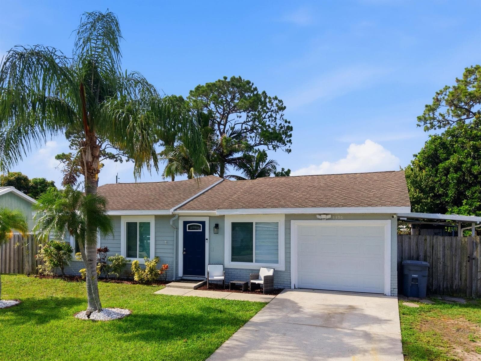 5396 Benjamin Avenue photo 4