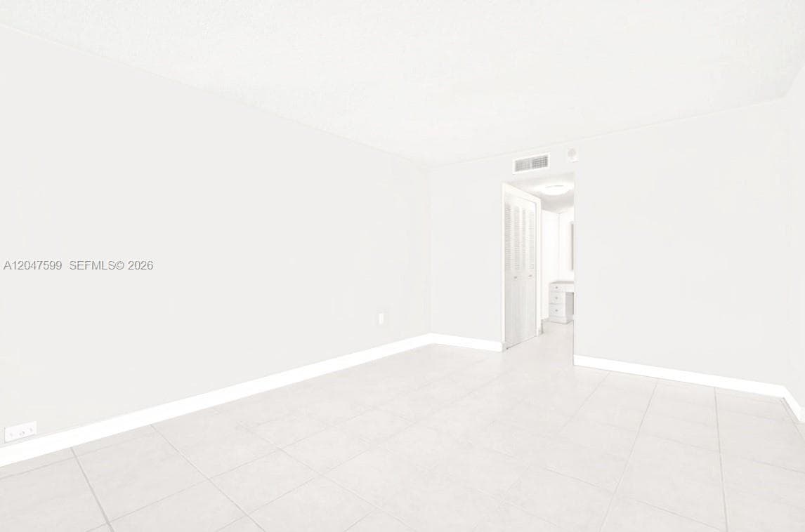 13155 Ixora Ct 310 photo 4