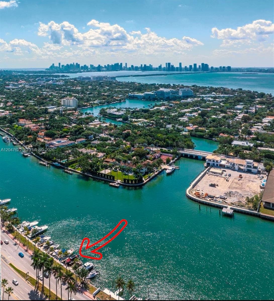 5005 Collins Ave #S-8
