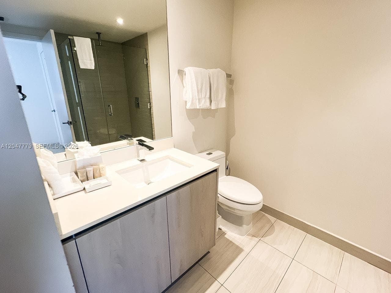 4010 S Ocean Dr T3505 photo 21