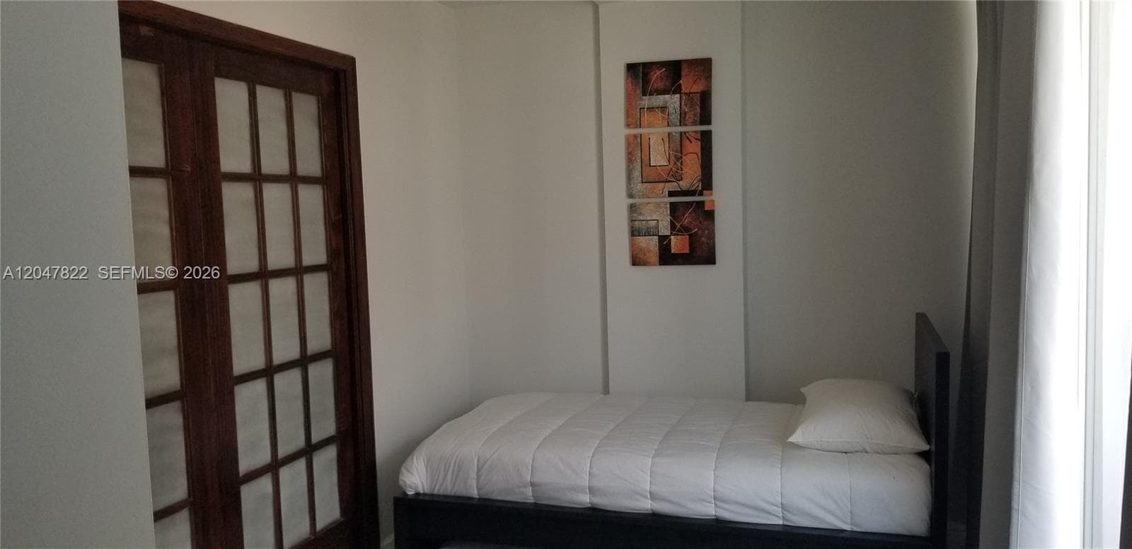 5401 Collins Ave 311 photo 19