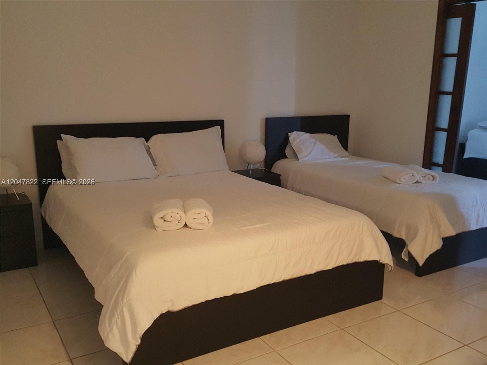 5401 Collins Ave 311 photo 8