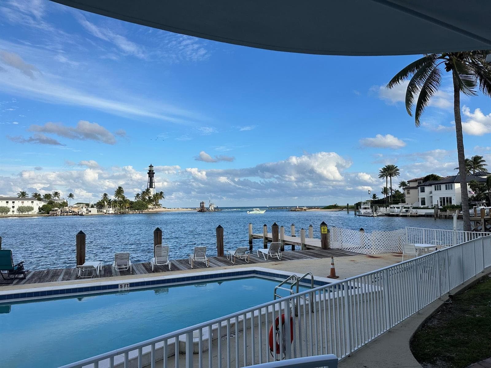 2508 Bay Drive photo 1