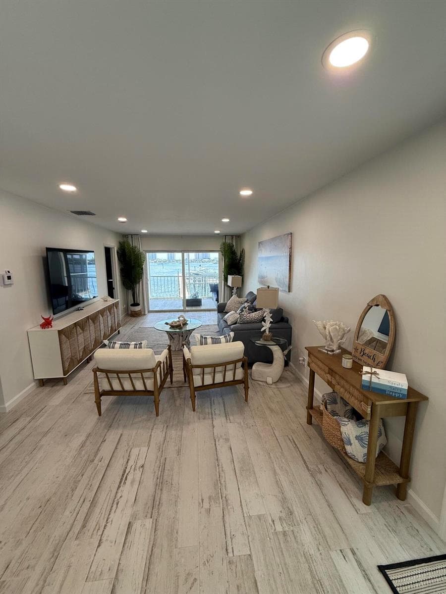 370 Wilma Circle 6 photo 7