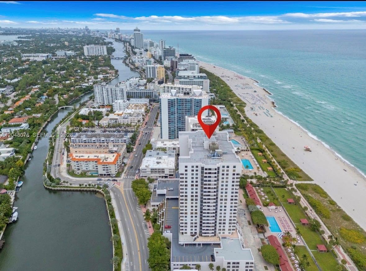 2555 Collins Ave 1101 photo 6