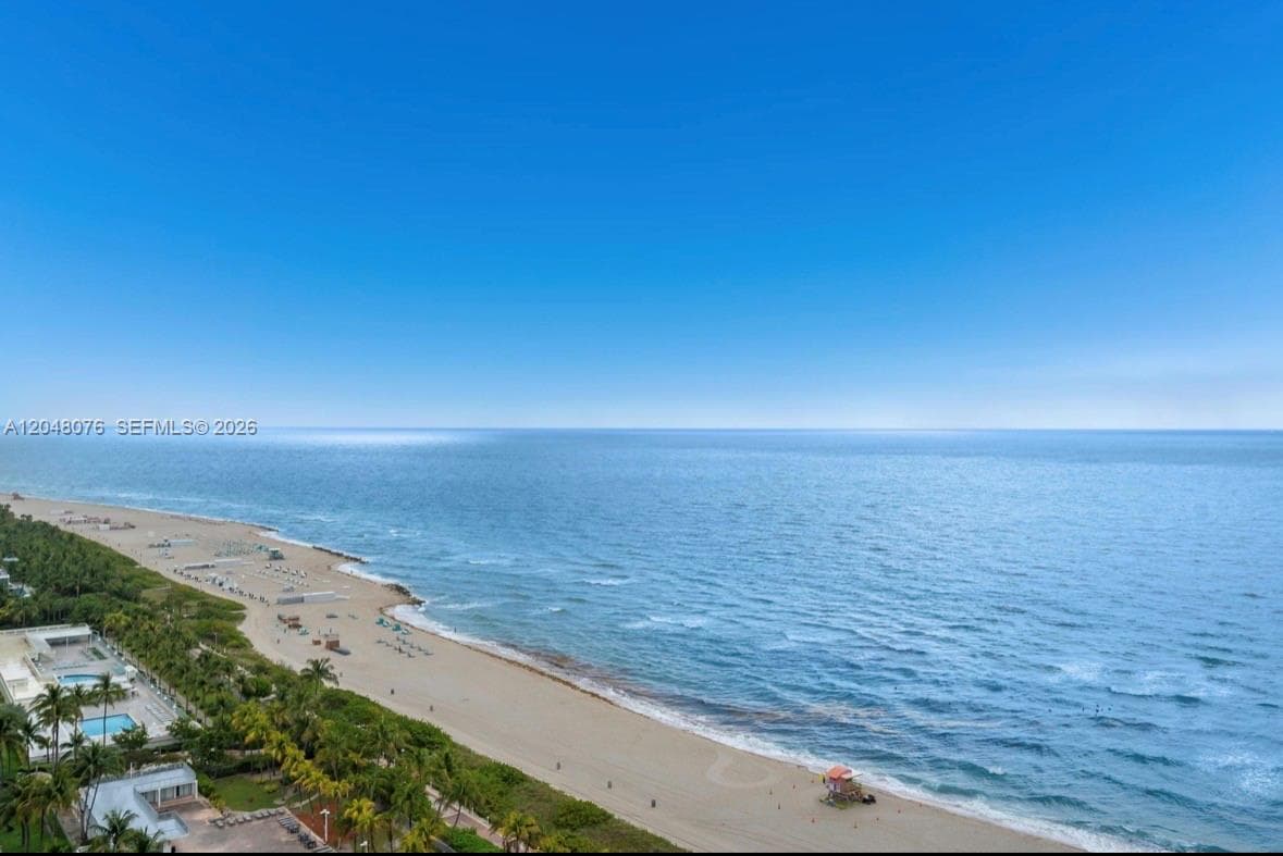 2555 Collins Ave 1101 photo 13