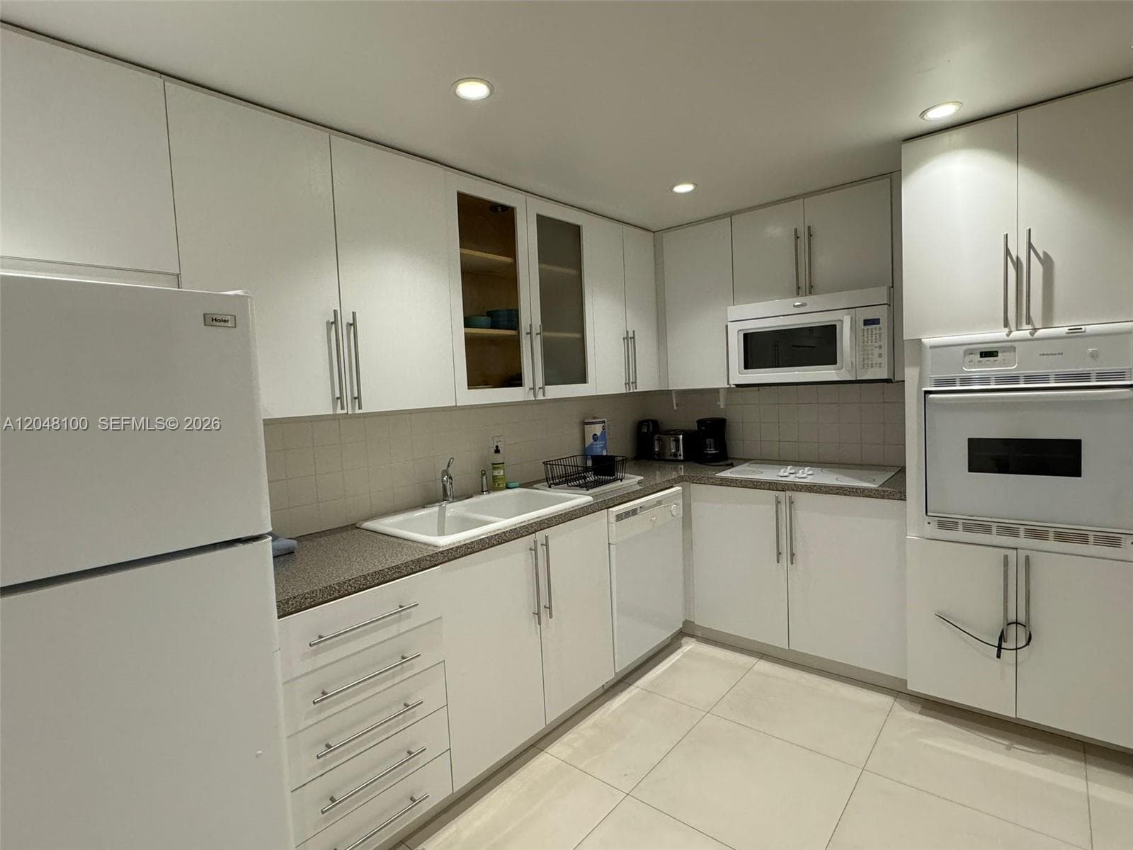 3901 S Ocean Dr 3U photo 9