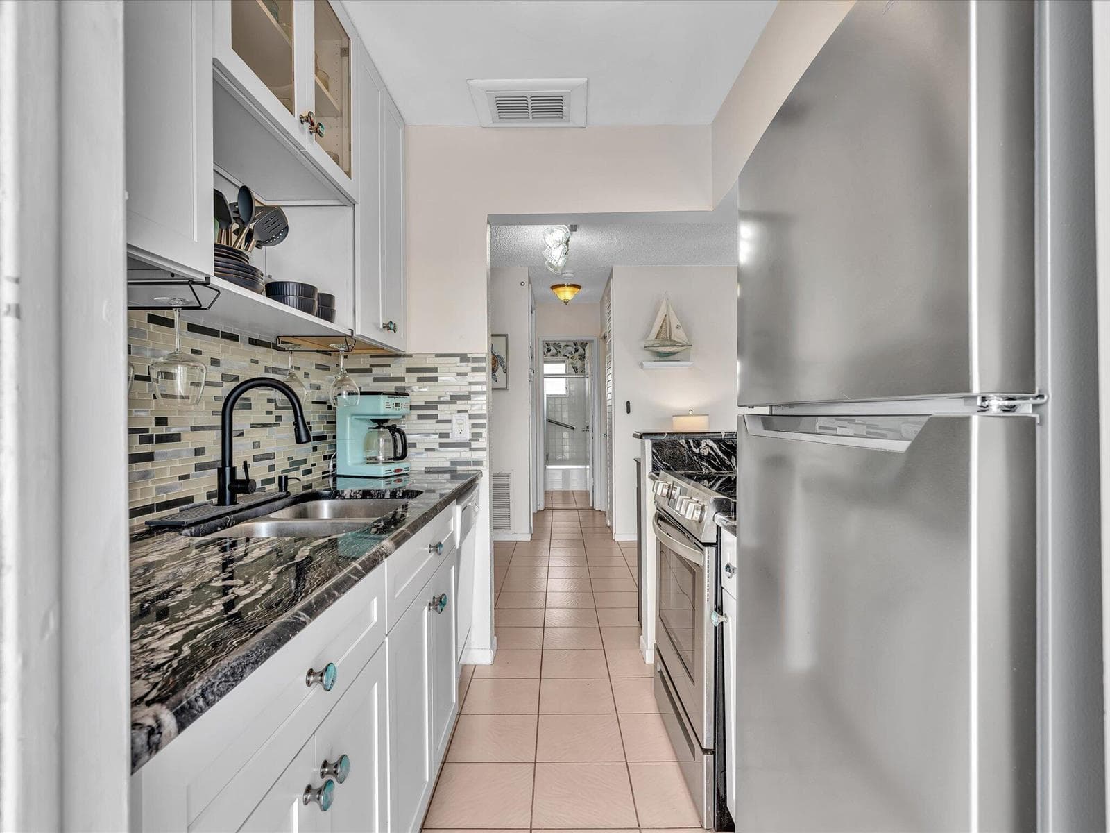 3232 Canal Drive 19 photo 6