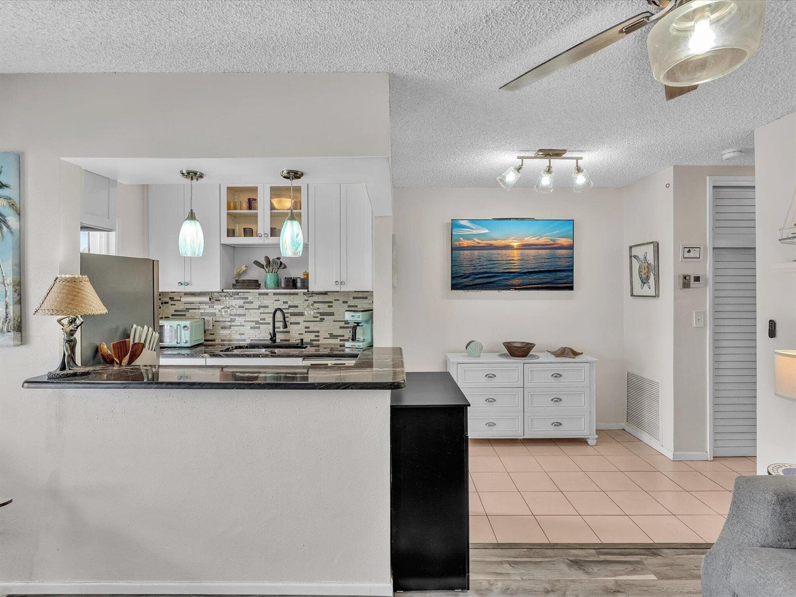 3232 Canal Drive 19 photo 11
