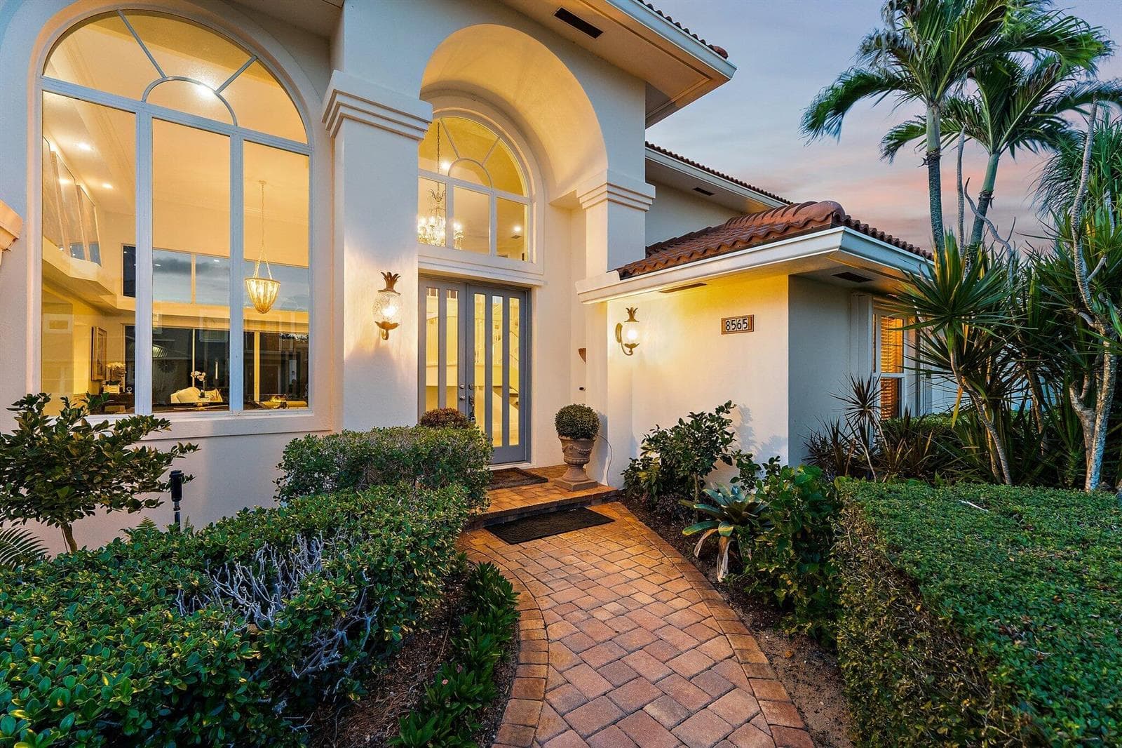8565 SE Palm Street photo 9