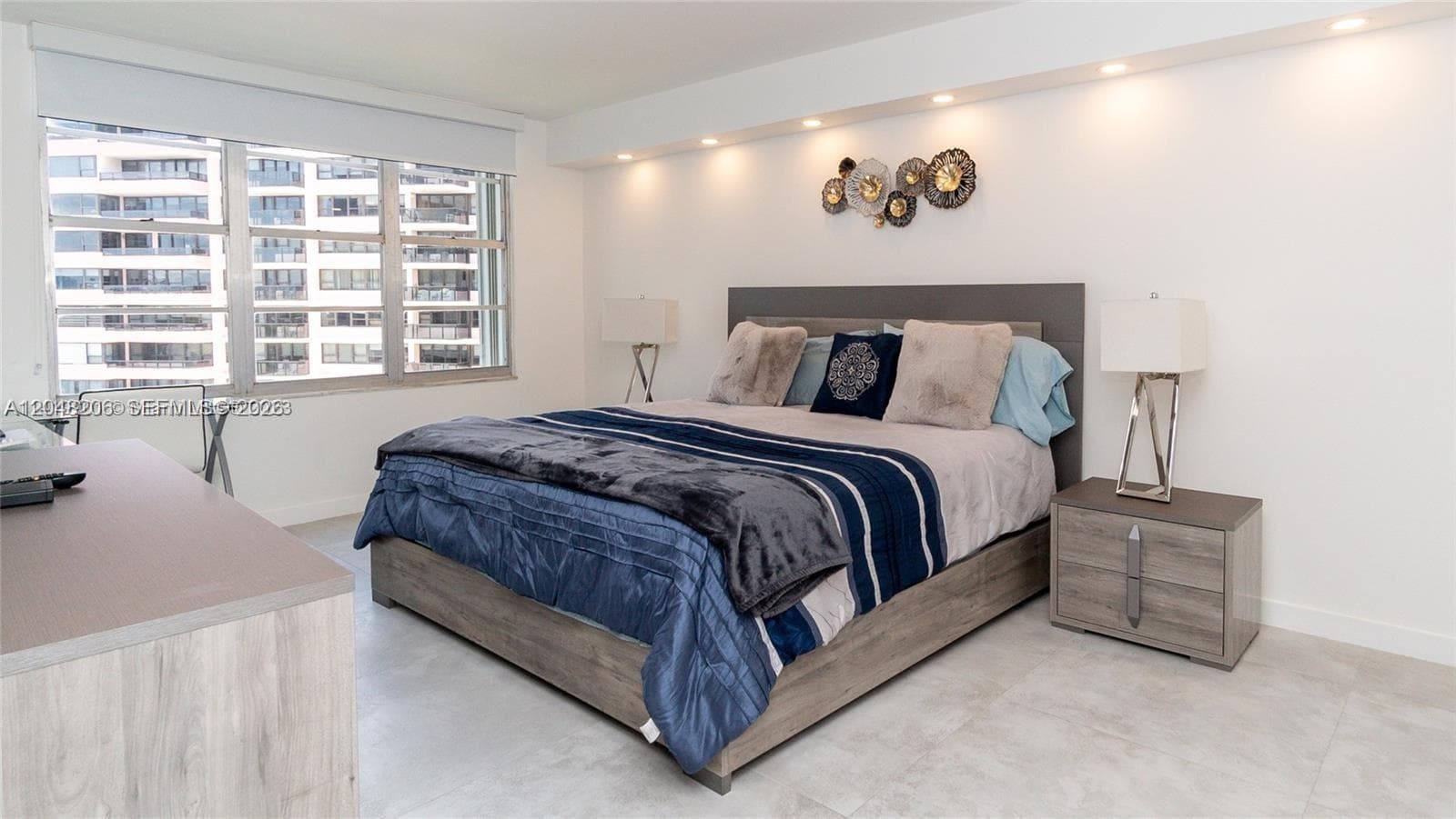 5161 Collins Ave 811 photo 9