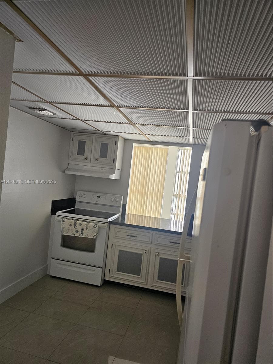 801 Three Islands Blvd 218 photo 14