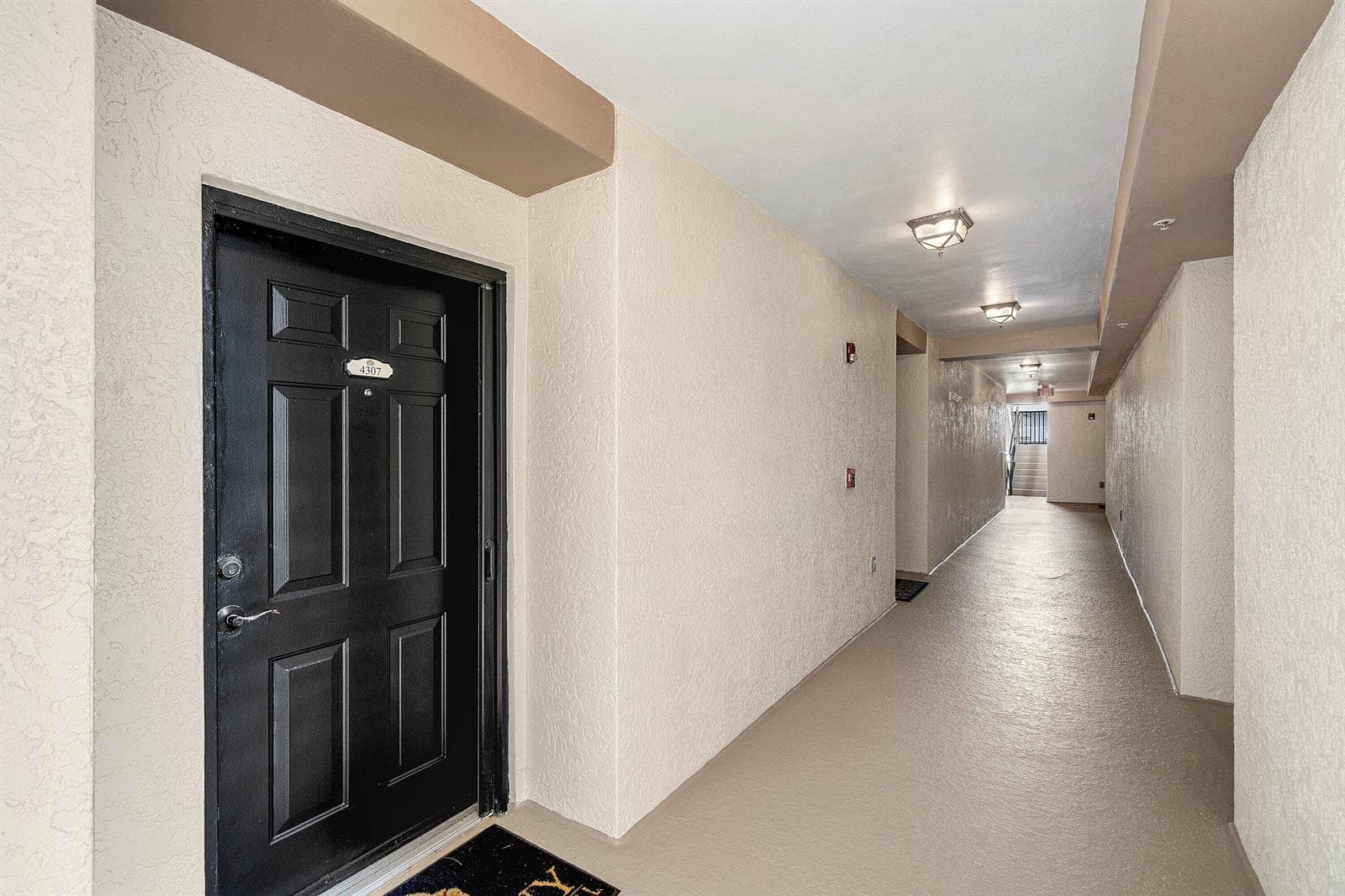 4307 Tuscany Way photo 2