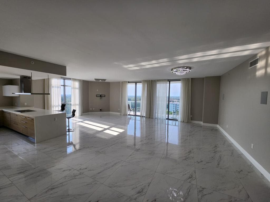 17301 Biscayne Boulevard 1202 photo 2