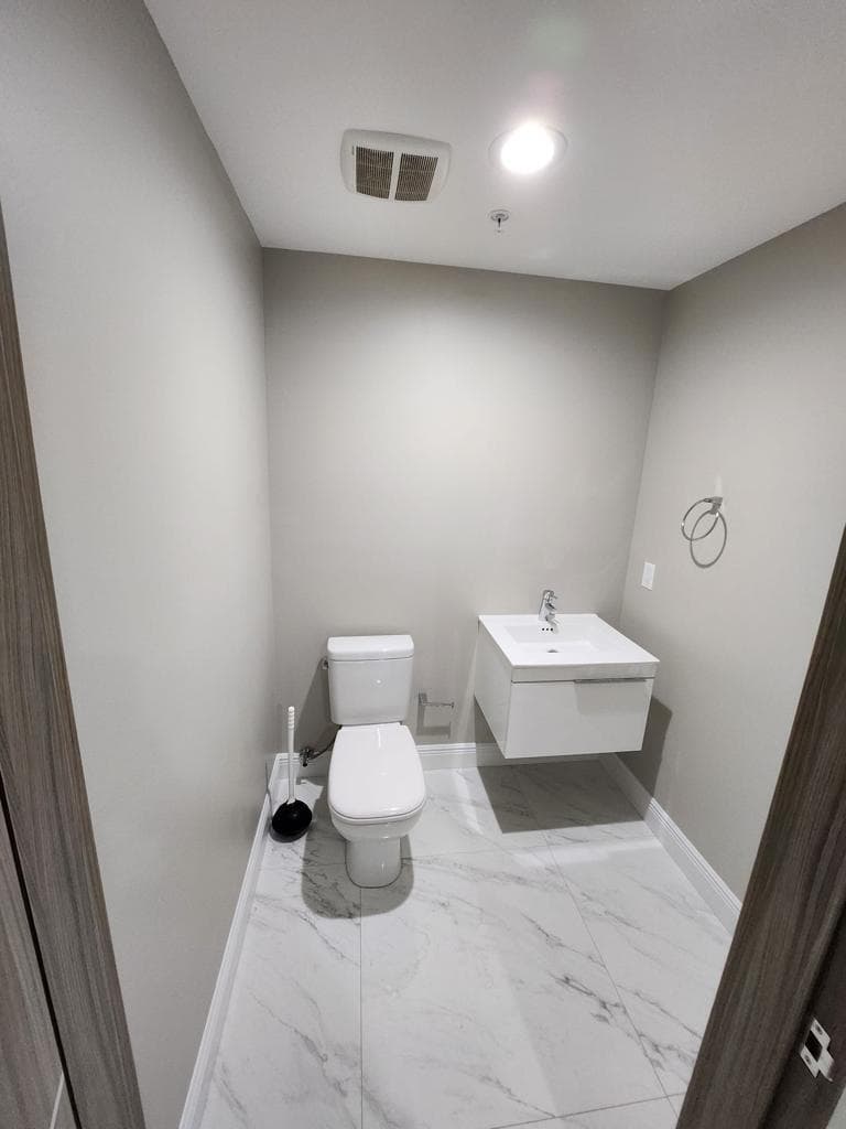 17301 Biscayne Boulevard 1202 photo 6