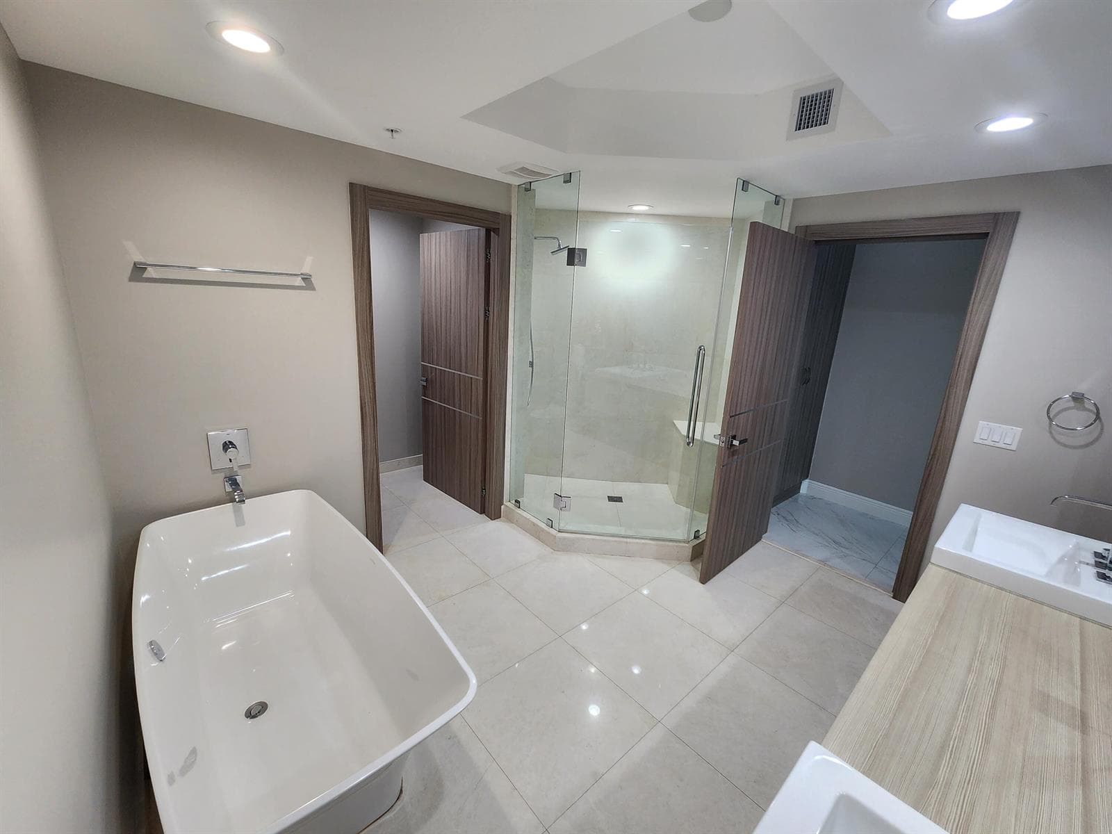 17301 Biscayne Boulevard 1202 photo 20