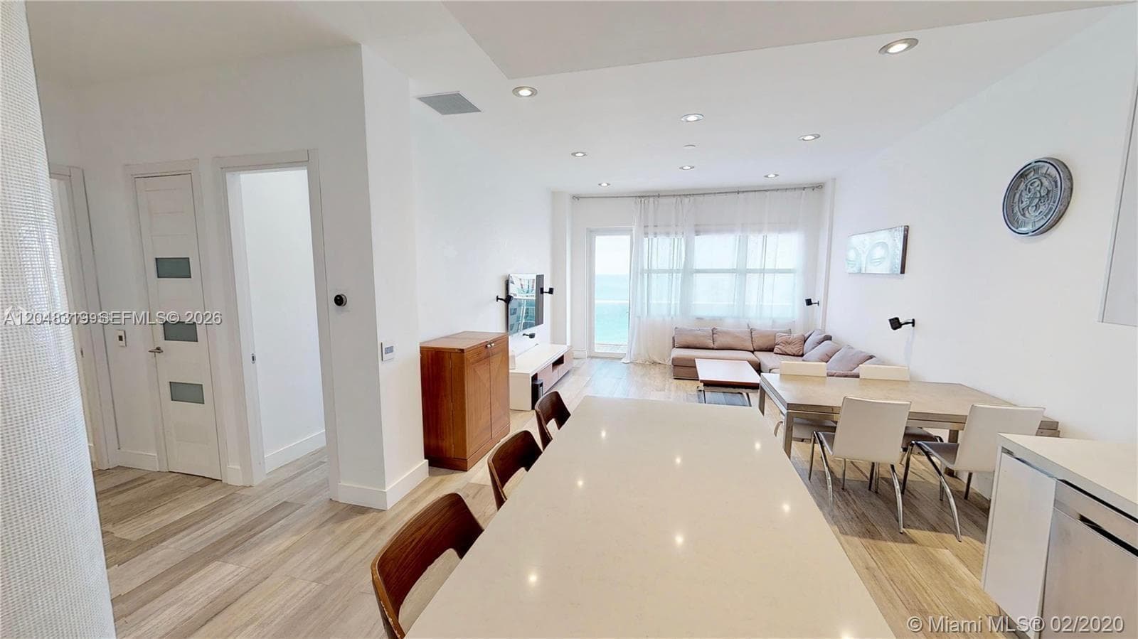 3725 S Ocean Dr PH14 photo 3