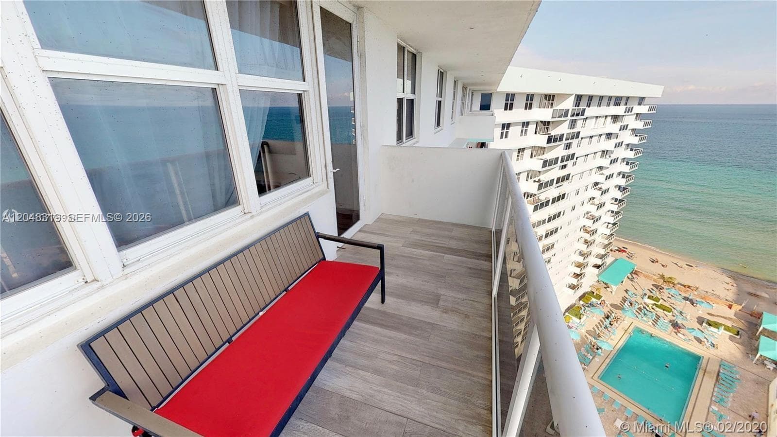 3725 S Ocean Dr PH14 photo 1
