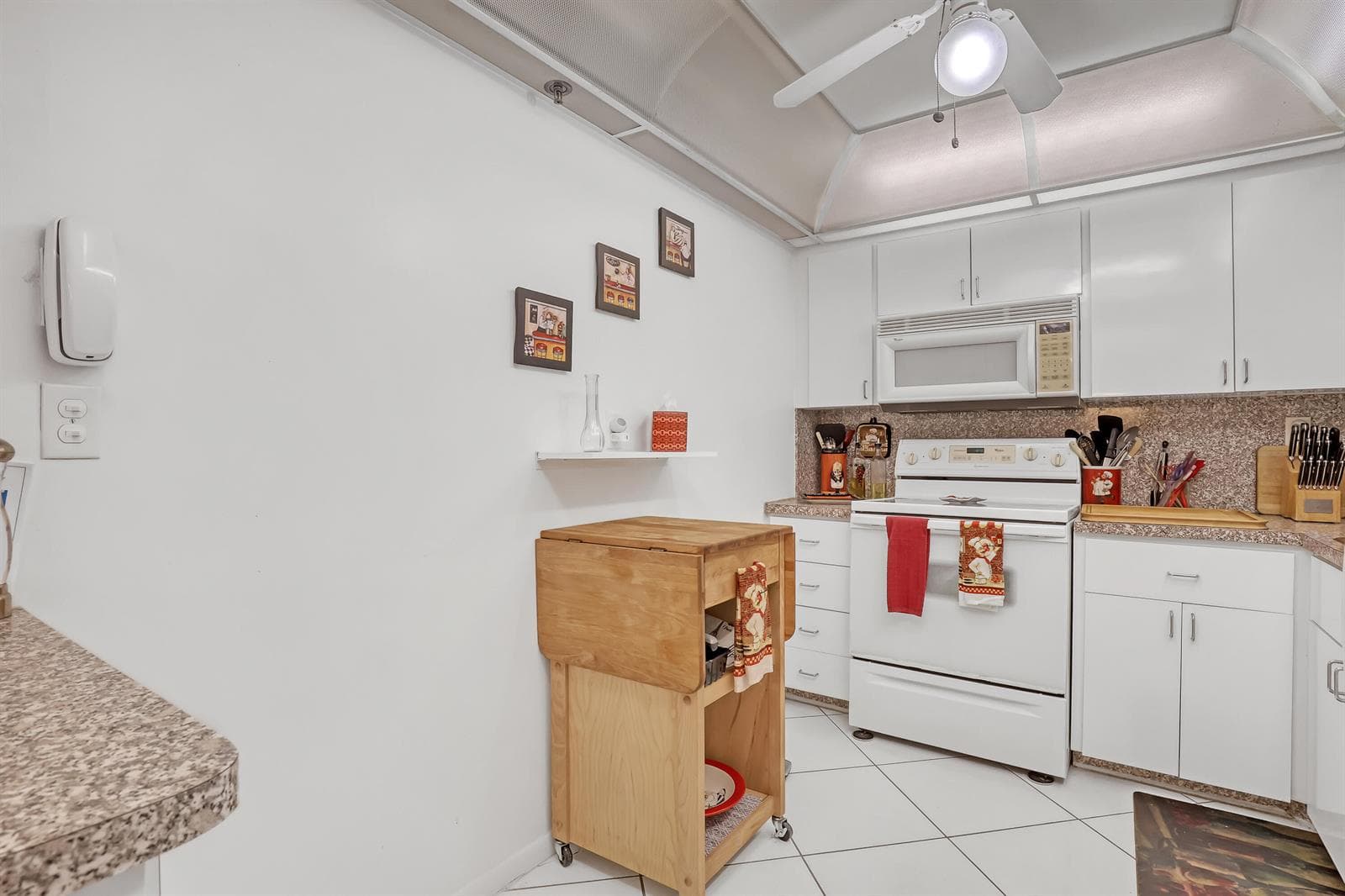 3221 S Ocean Boulevard 1003 photo 4