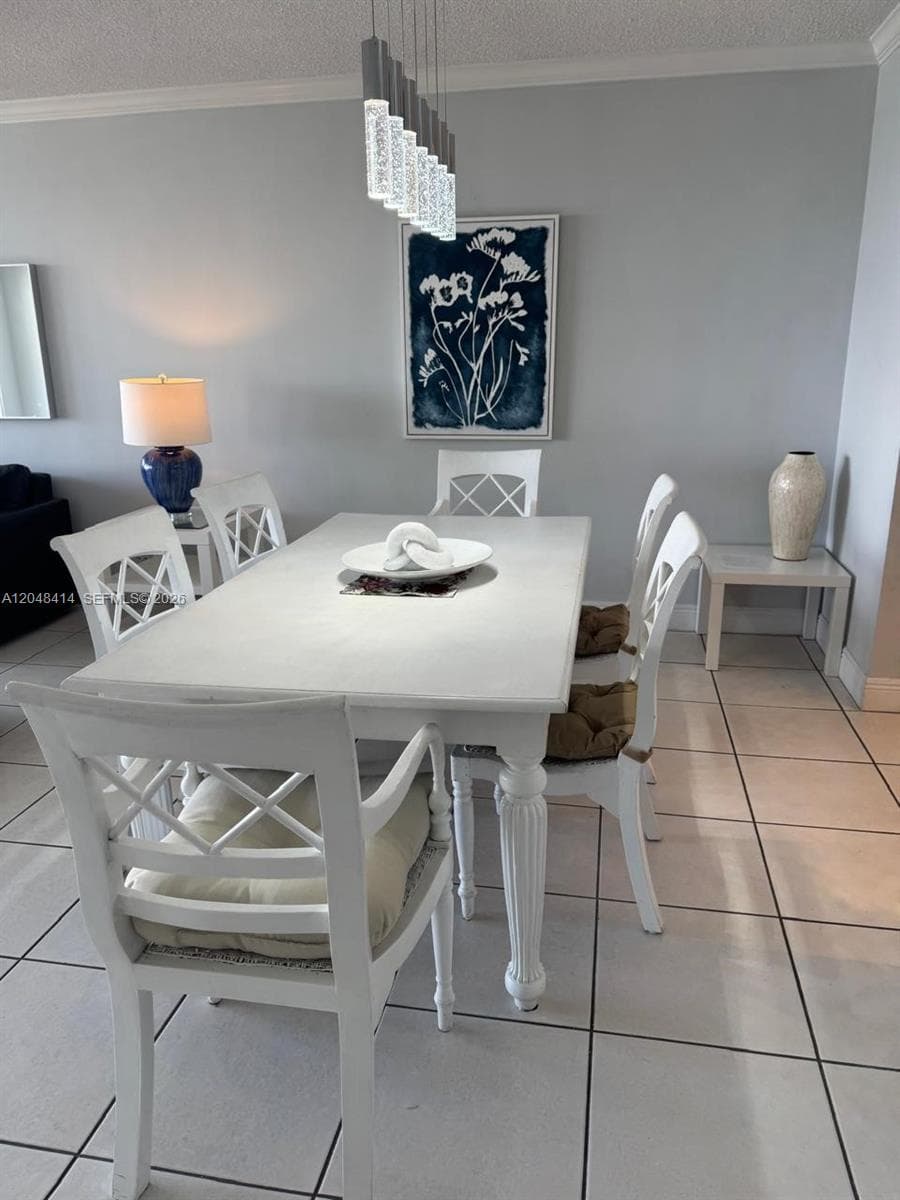 5601 Collins Ave 823 photo 17