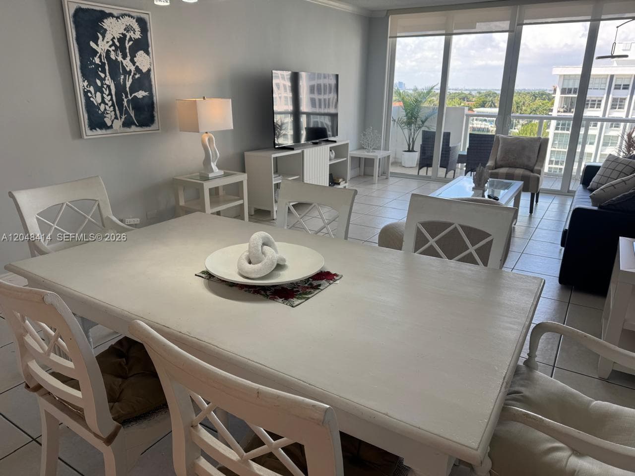 5601 Collins Ave 823 photo 19